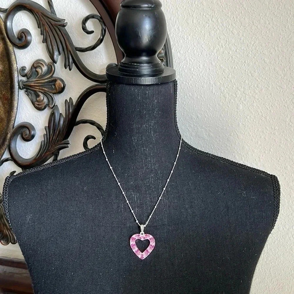 Cookie Lee Women’s Australian Light Pink Dark Pink Crystal Pendant on Silver NWT - Picture 3 of 12